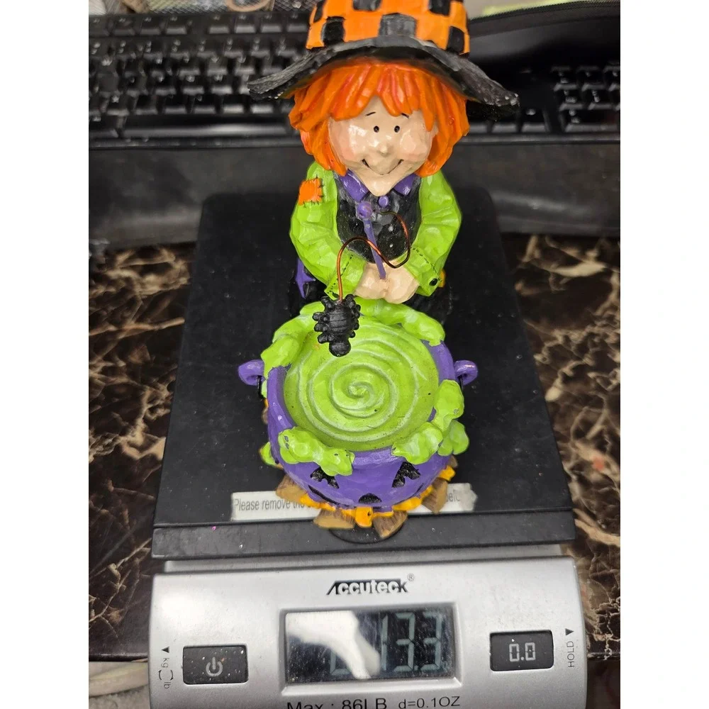 VTG Halloween Witch Cauldron Soap Dispenser Resin Figurine Purple Jack-O-Lantern